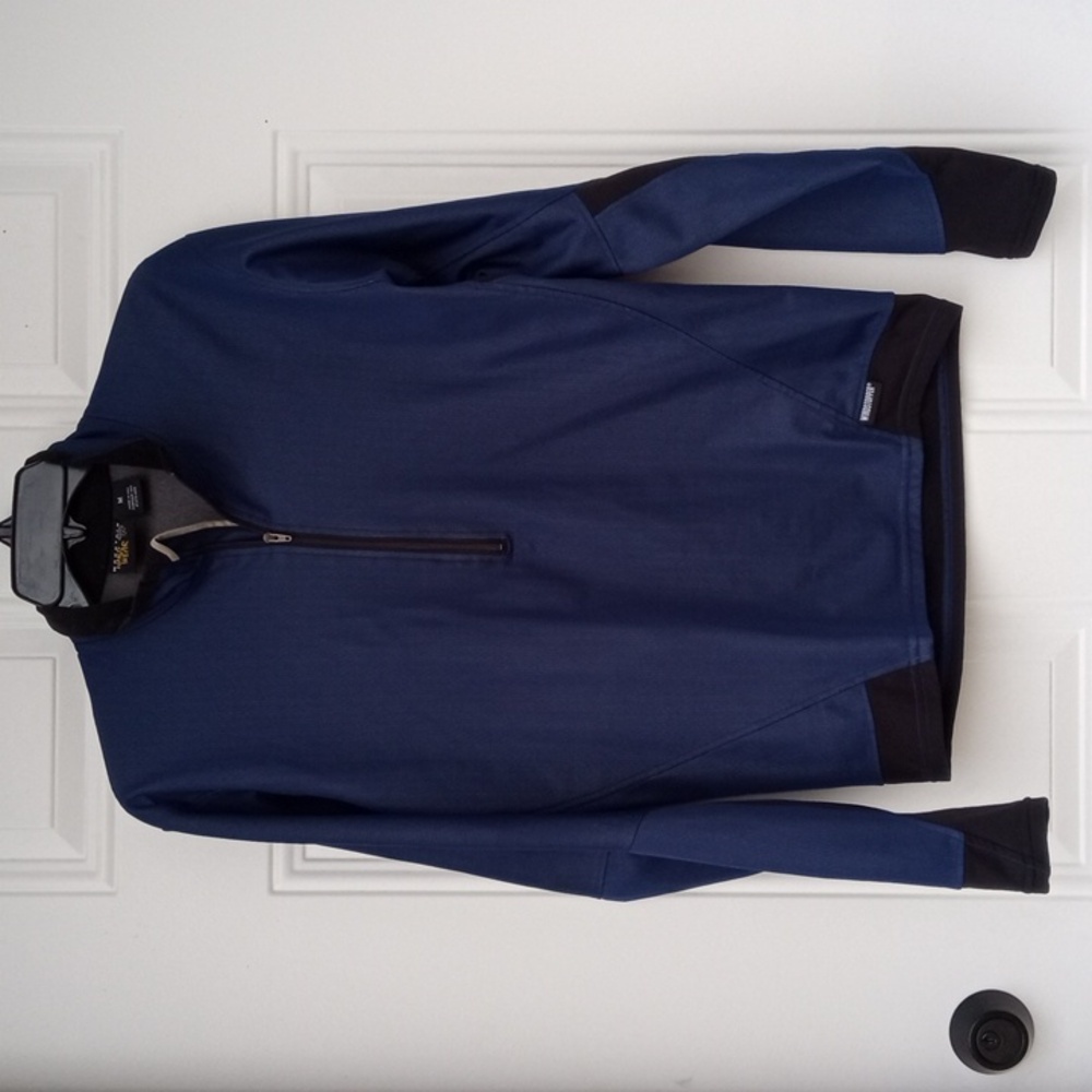 🚨B2G1 MOUNTAIN HARDWEAR Blue Pullover Jacket